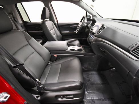 Certified 2025 Honda Ridgeline RTL image 20