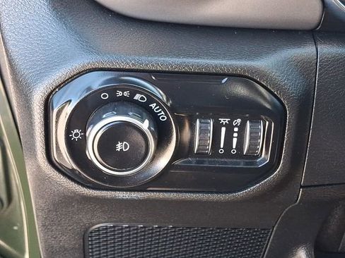 Used 2021 Jeep Wrangler Unlimited Sport AWD/4WD image 24