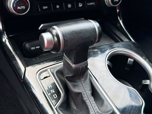 Used 2022 Kia Stinger GT-Line w/ Sun & Sound Package image 17