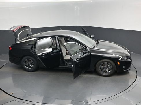 Used 2021 Kia K5 LXS image 18