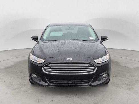 Used 2016 Ford Fusion SE FWD image 2