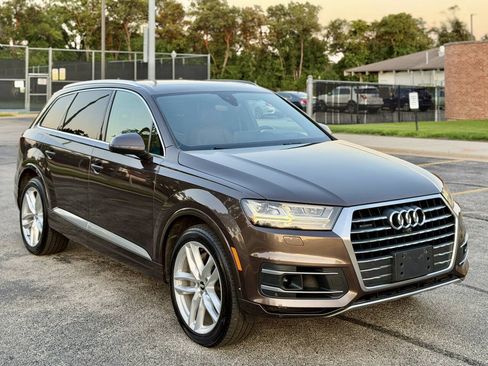 Used 2017 Audi Q7 3.0T Prestige AWD/4WD image 1