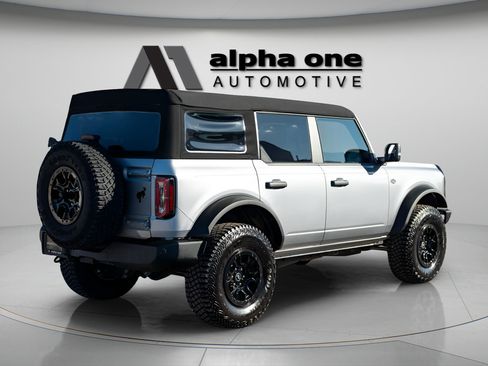Used 2024 Ford Bronco Wildtrak AWD/4WD image 8