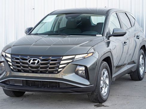 Used 2023 Hyundai Tucson SE image 40