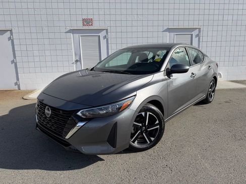 Used 2024 Nissan Sentra SV image 1