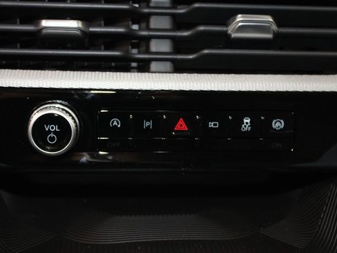 New 2026 Ford Explorer Active RWD image 47