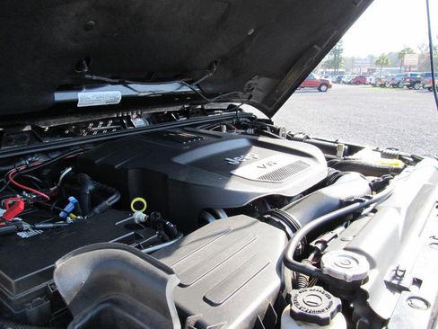 Used 2016 Jeep Wrangler Unlimited Rubicon w/ Connectivity Group image 54