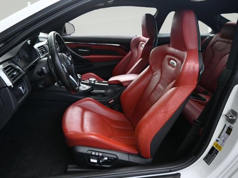 Used 2016 BMW M4 Coupe RWD image 10