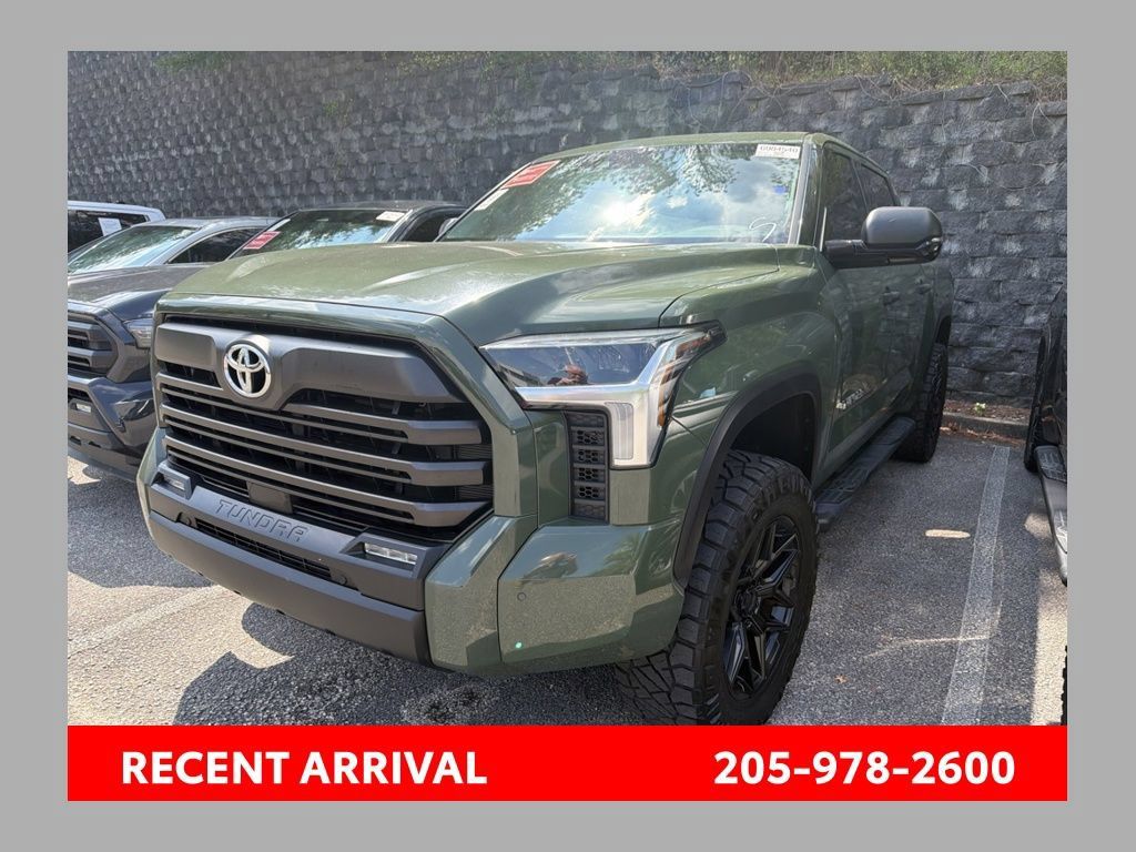 Used 2023 Toyota Tundra SR5 w/ SR5 Convenience Package AWD/4WD image 1