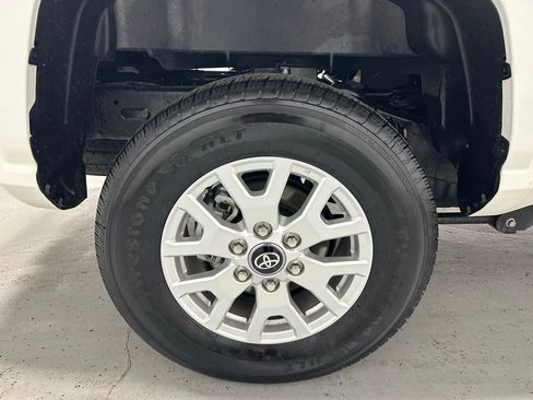 Used 2025 Toyota Tacoma SR5 image 63