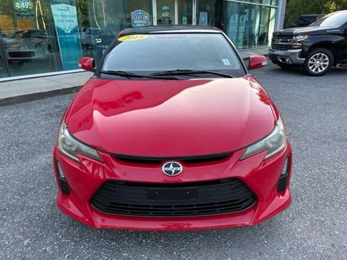 Used 2015 Scion tC FWD image 9