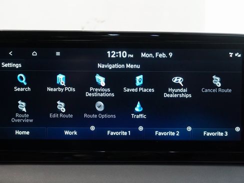 Used 2024 Hyundai Palisade Calligraphy image 21