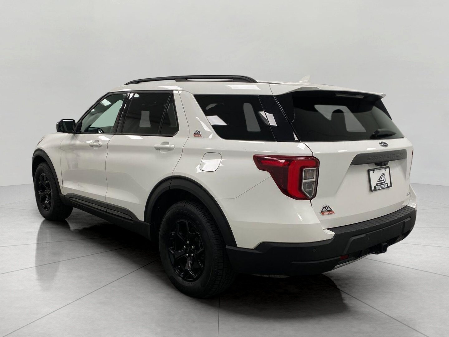 Used 2023 Ford Explorer Timberline w/ Timberline Technology Package AWD/4WD image 9
