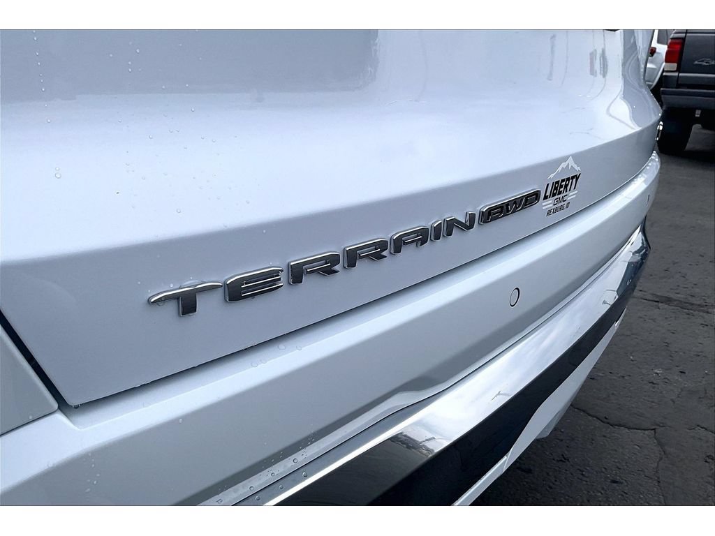 New 2027 GMC Terrain Denali AWD/4WD image 9