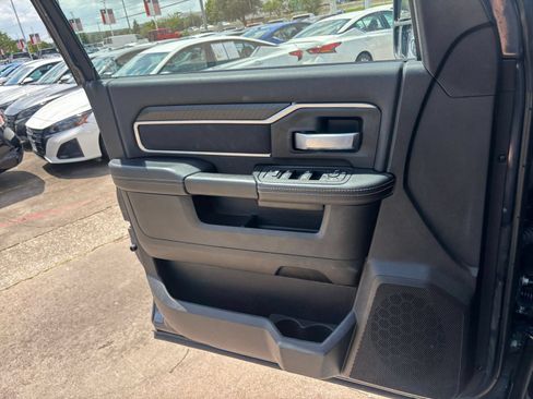 Used 2025 RAM 2500 Big Horn AWD/4WD image 7