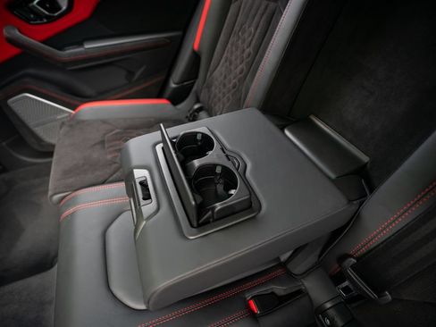 Used 2023 Lamborghini Urus S AWD/4WD image 53