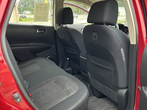 Used 2011 Nissan Rogue S FWD image 14