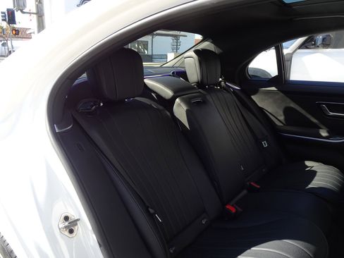 Used 2022 Mercedes-Benz S 500 S 500 4MATIC image 19