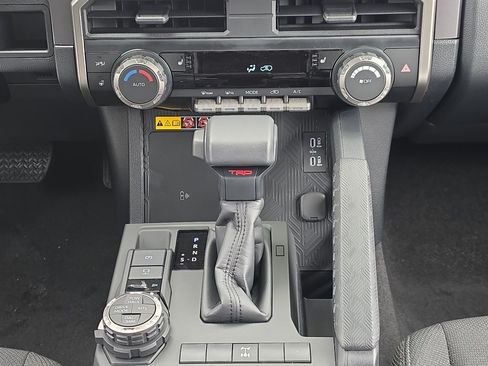 New 2026 Toyota 4Runner TRD Off-Road AWD/4WD image 24