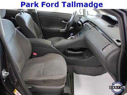 Used 2010 Toyota Prius Two w/ Preferred Accessory Pkg image 22