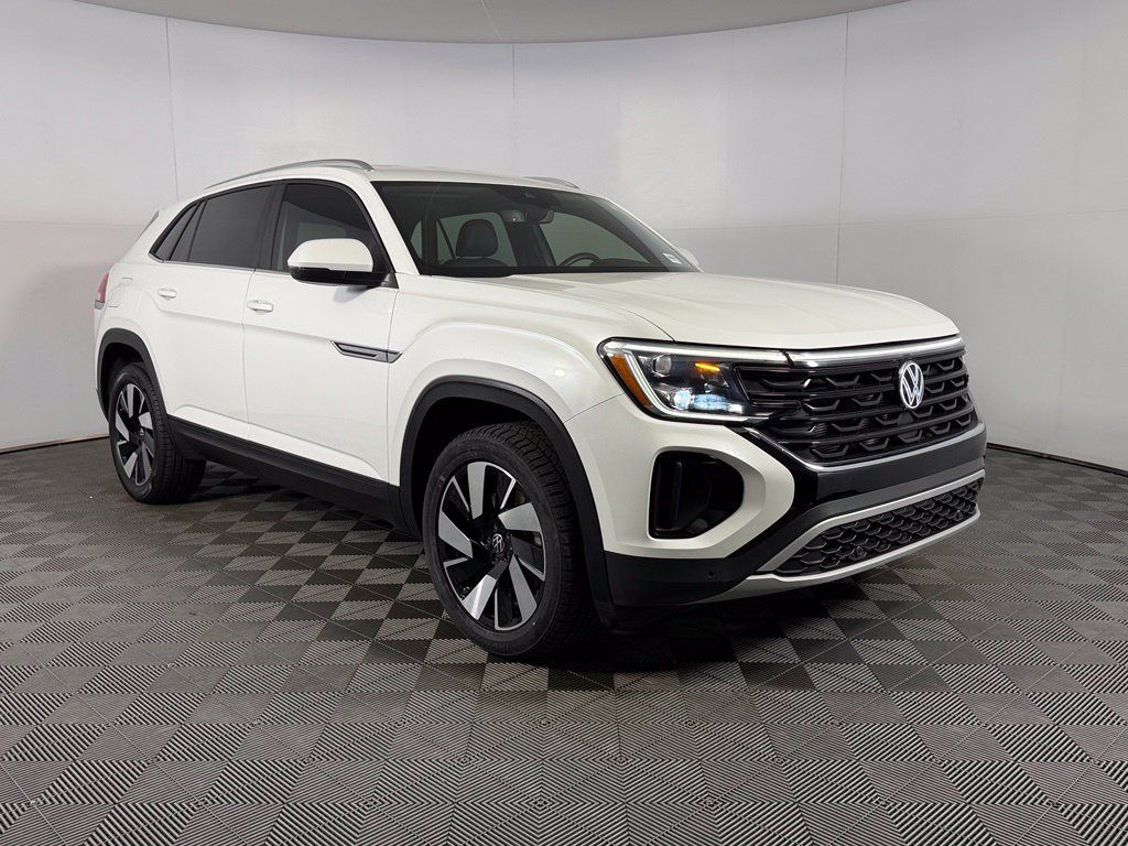 Used 2026 Volkswagen Atlas Cross Sport SE FWD image 4
