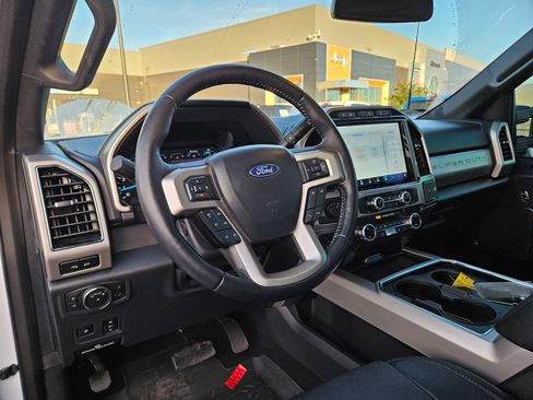 Used 2022 Ford F350 Lariat w/ Lariat Ultimate Package image 15