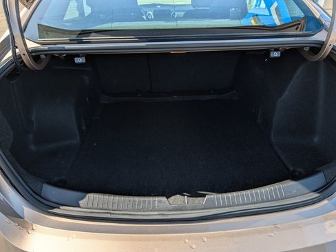 Certified 2018 Chevrolet Malibu LT FWD image 10