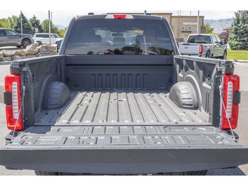 Used 2025 Ford F350 Lariat w/ Chrome Package AWD/4WD image 15