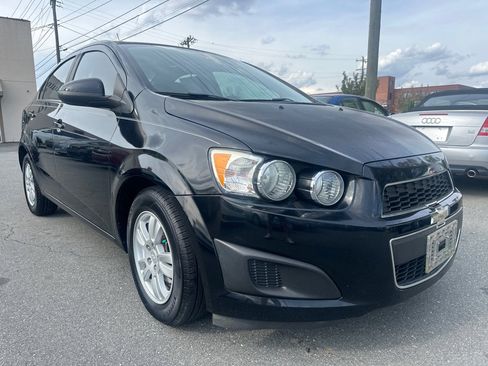 Used 2016 Chevrolet Sonic LT FWD image 7