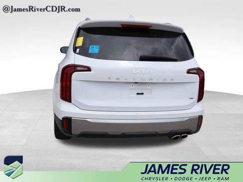 Used 2025 Kia Telluride S AWD/4WD image 19