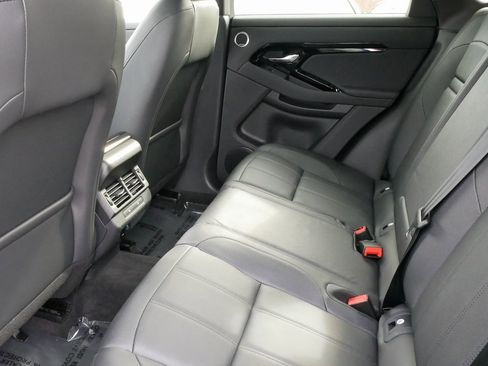 Used 2024 Land Rover Range Rover Evoque Dynamic SE image 41