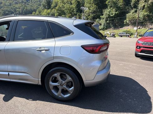 Used 2024 Ford Escape ST-Line AWD/4WD image 7