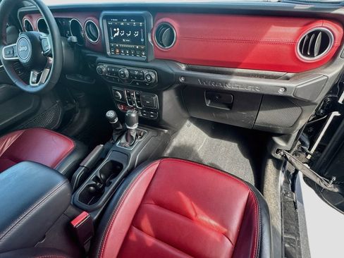 Certified 2023 Jeep Wrangler Unlimited Rubicon 4xe AWD/4WD image 33