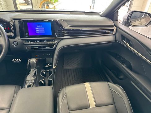 Used 2025 Toyota Camry SE w/ Convenience Package FWD image 45