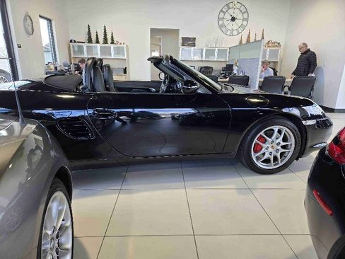 Used 2004 Porsche Boxster S image 3