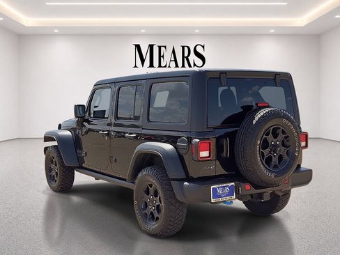 Used 2023 Jeep Wrangler Unlimited AWD/4WD image 3