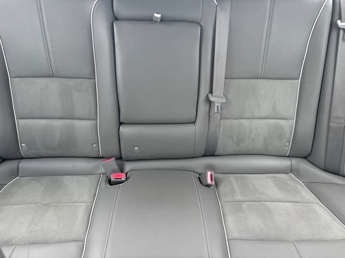 Used 2015 Chevrolet Impala LT w/ Convenience Package FWD image 25