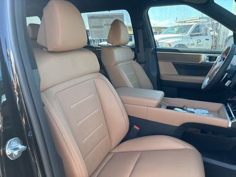 New 2026 Hyundai Santa Fe Calligraphy AWD/4WD image 10