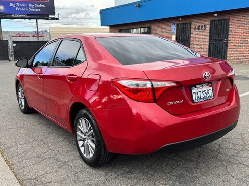 Used 2014 Toyota Corolla LE FWD image 2