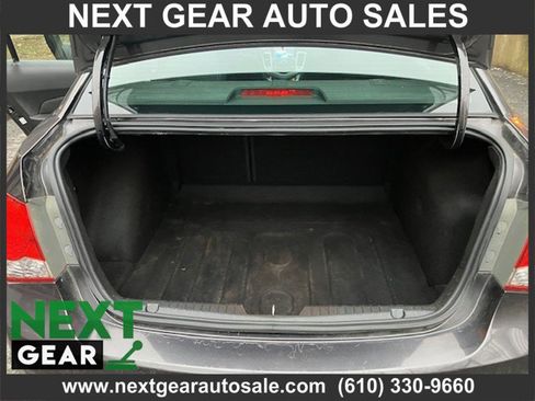 Used 2015 Chevrolet Cruze LT image 5