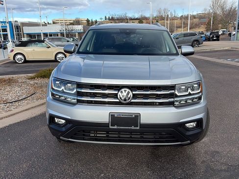 Used 2019 Volkswagen Atlas SE image 2