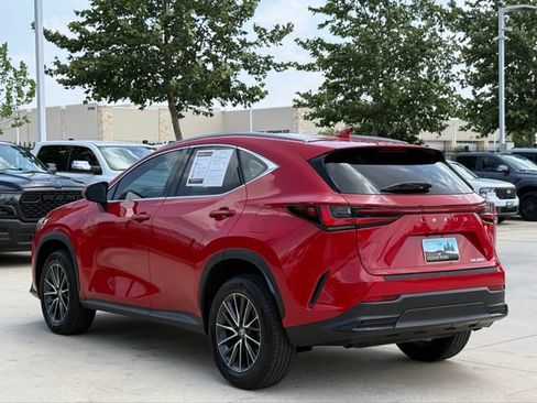 Used 2024 Lexus NX 250 FWD w/ Towing Package (2000 Lbs) image 6