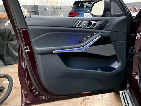 Used 2025 BMW X5 xDrive50e w/ Premium Package image 25