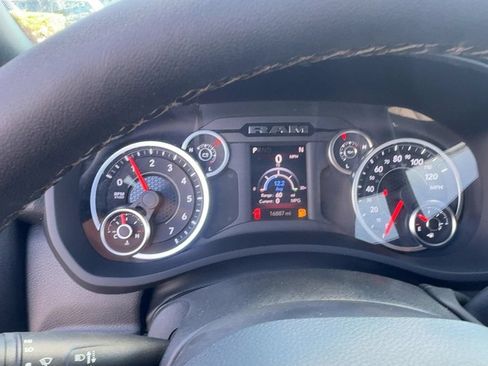 Used 2026 RAM 2500 Big Horn AWD/4WD image 16