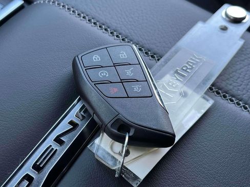 Certified 2026 GMC Yukon Denali w/ Sun & Power Step Package image 40