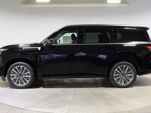 New 2026 INFINITI QX80 Luxe w/ Cargo Package AWD/4WD image 2