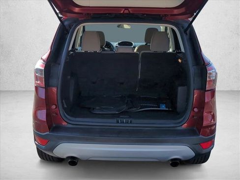 Used 2018 Ford Escape SE image 7