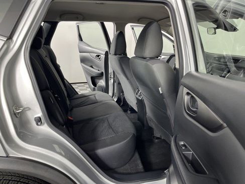 Used 2020 Nissan Rogue Sport S w/ Appearance Package FWD image 40