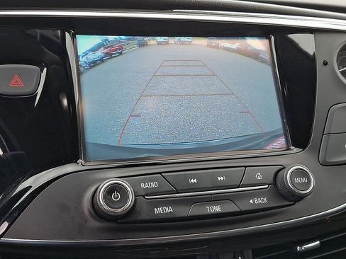 Used 2019 Buick Envision Essence image 18