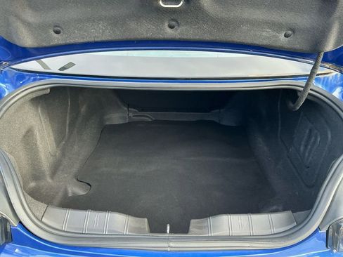 Used 2021 Chevrolet Camaro LT w/ RS Package image 17